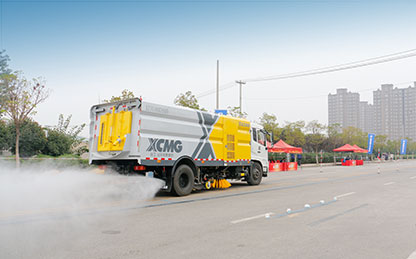 必发洗扫车助力第四届江苏省环卫行业蹊径机械化清扫职业手艺竞赛