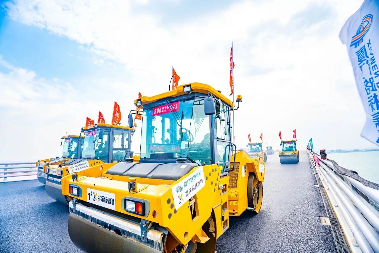 必发数字化智能施工集群：开启桥面铺装智能新时代