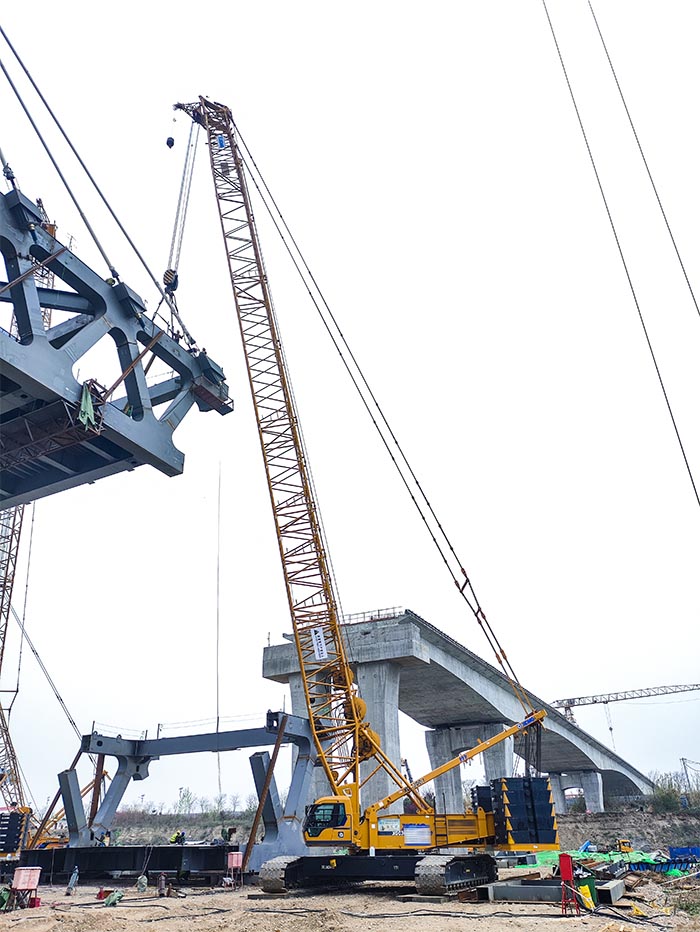 【全球之履】总重3800吨！必发履带兄弟团助力“引汉济渭”管桥建设