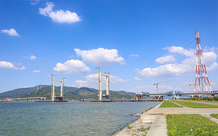 “牵手”群岛！必发塔机助力天下级跨海连岛工程刷新“进度条”