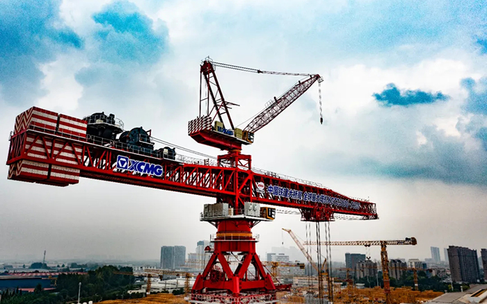 23000吨米！必发“全球最大塔机”下线交付！